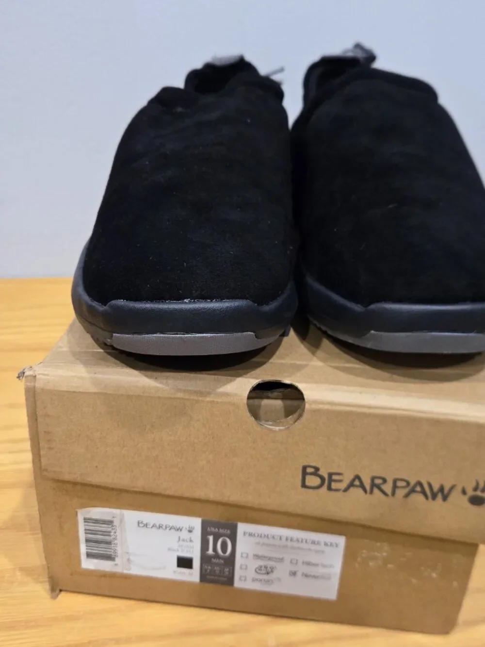 BEARPAW Jack Men’s Slip‐On Shoes – Black – Size 10 – New With Box